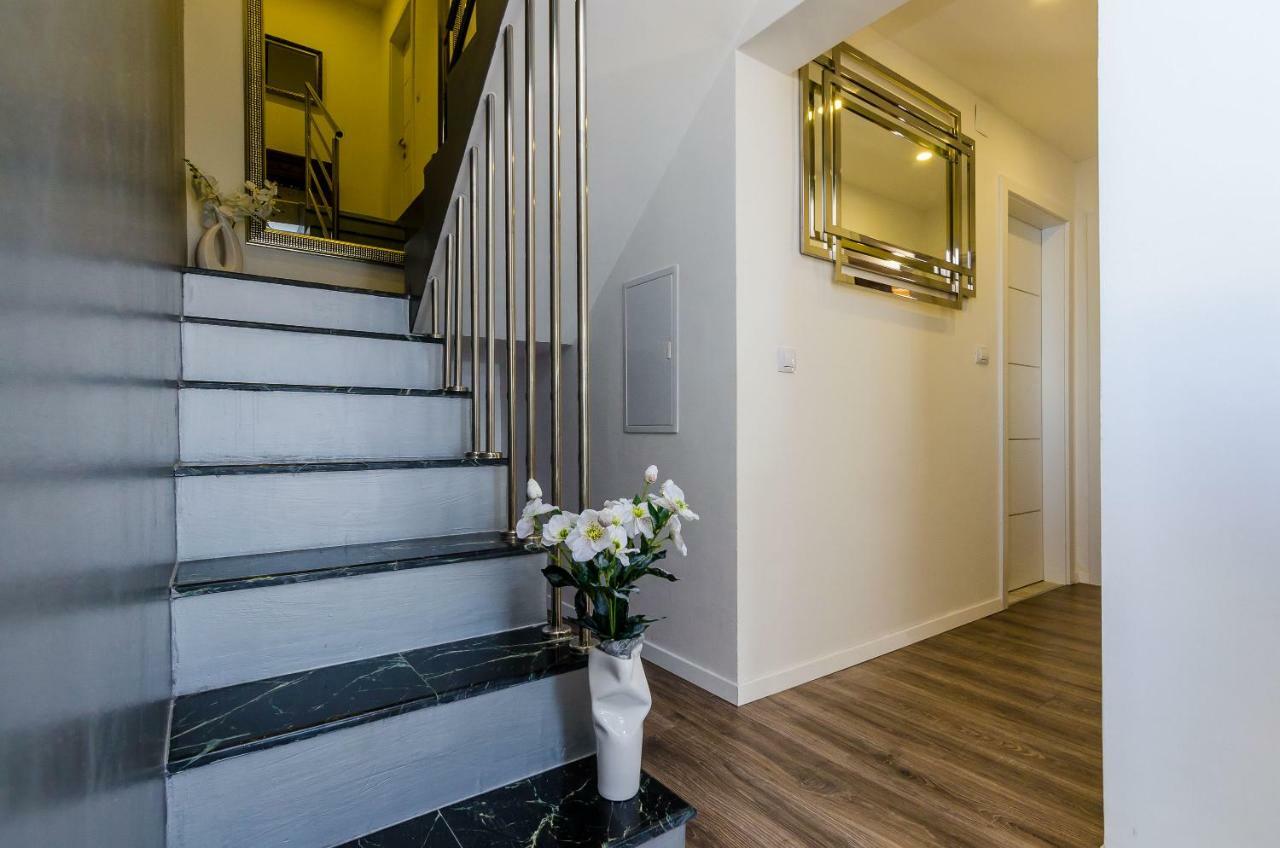 Superior Apartment Nike Млини Экстерьер фото